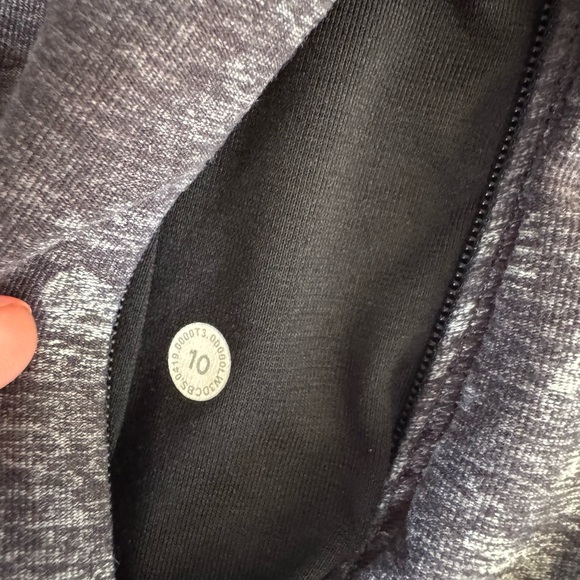 Lululemon pullover - Picture 3 of 3